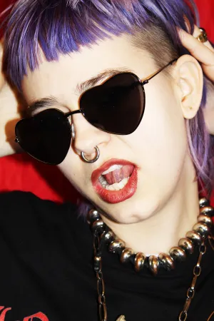 BLACK HEART SHAPED SUNGLASSES