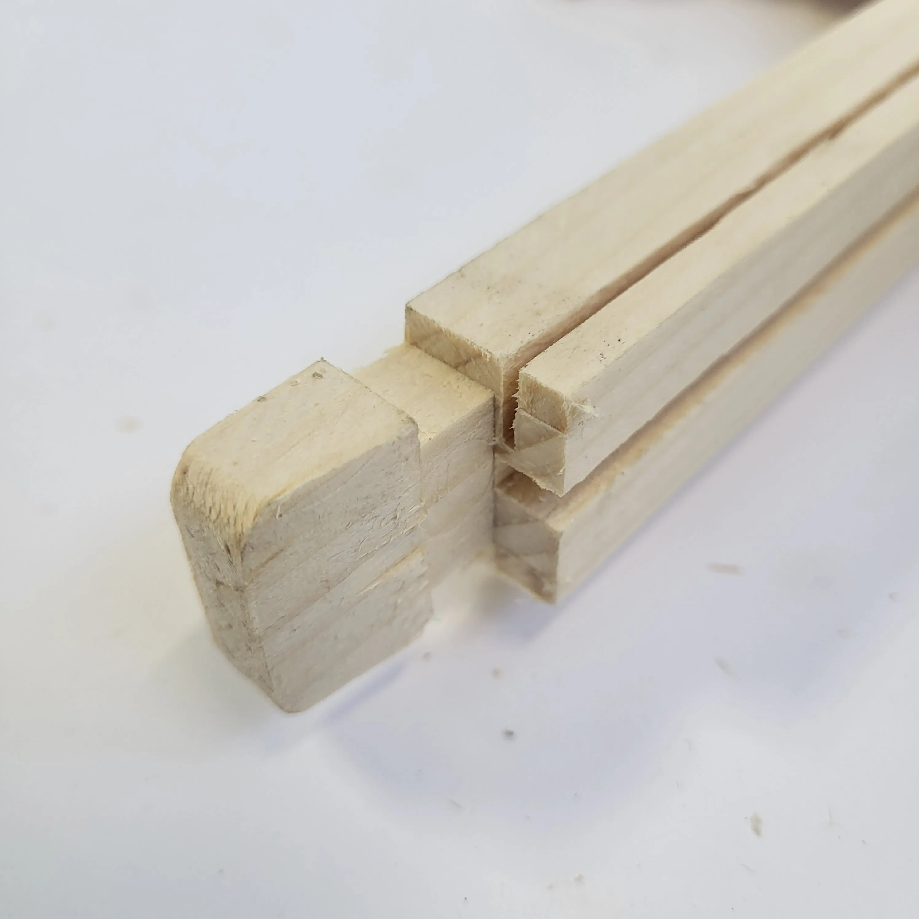 Deep 9 1/8-Inch Langsroth Frame, Grooved Top / Grooved Bottom