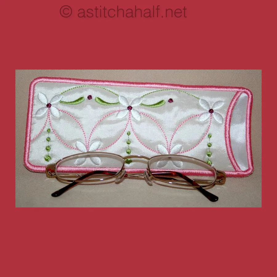Slim Line Eyeglass Case 02