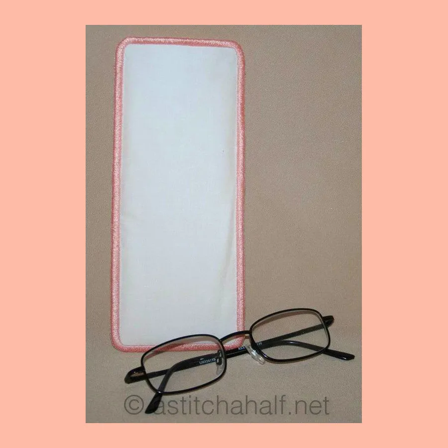 Slim Line Eyeglass Case 04